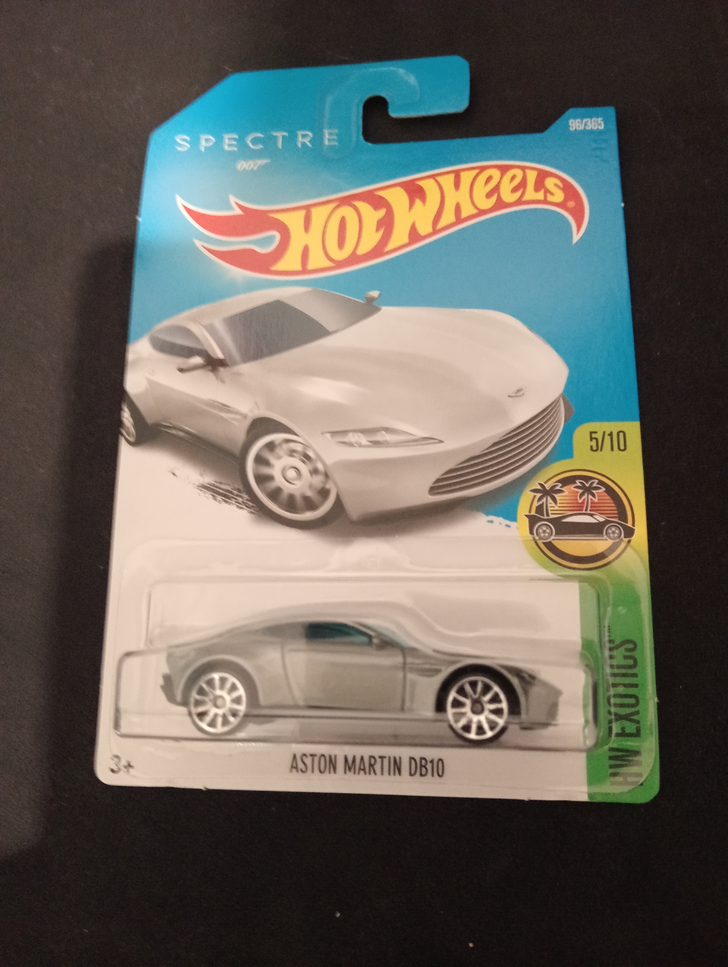 Collector submitted image