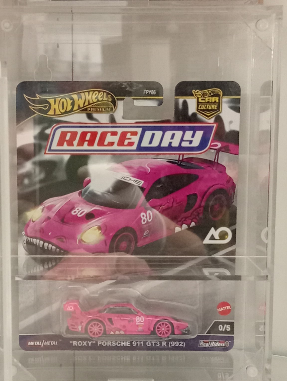 Hot Wheels 2024 Race Day 'Roxy' Porsche 911 GT3 R (992) Chase