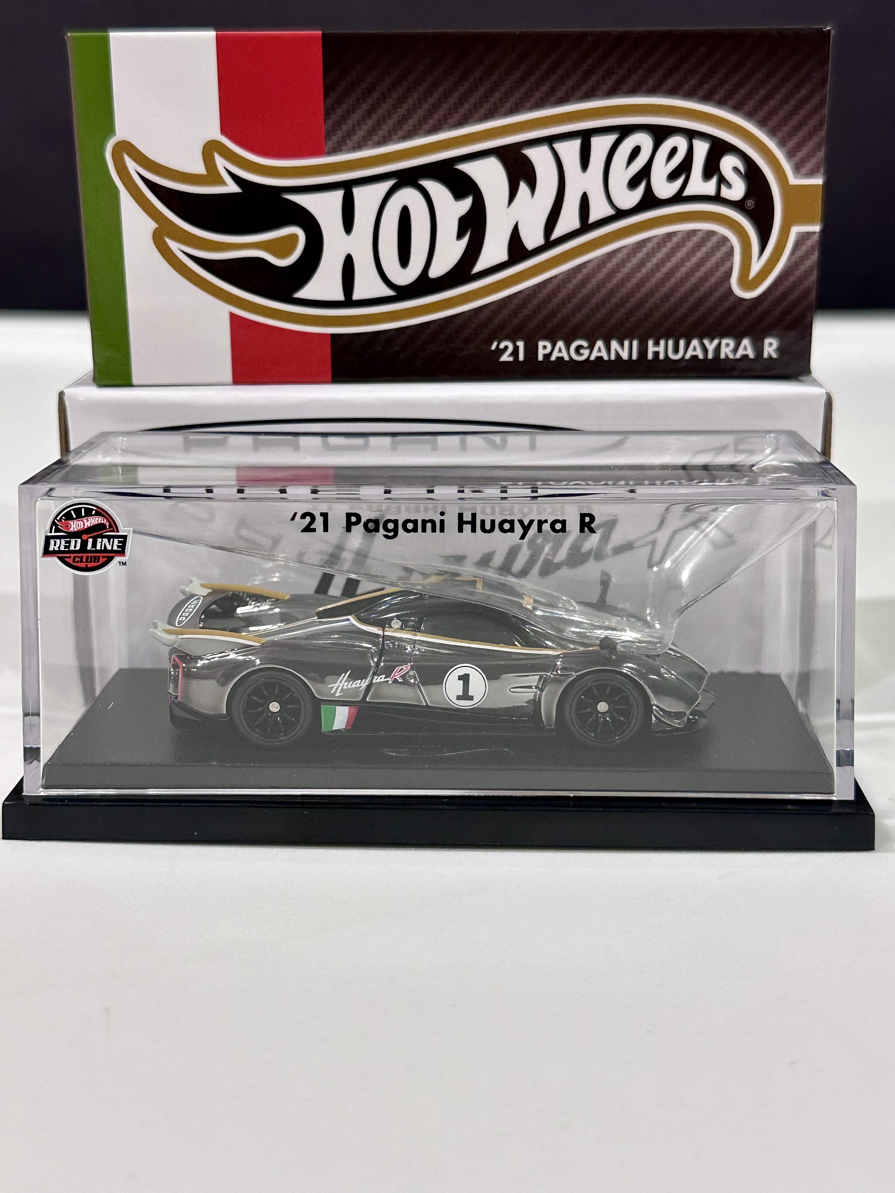 Collector submitted image