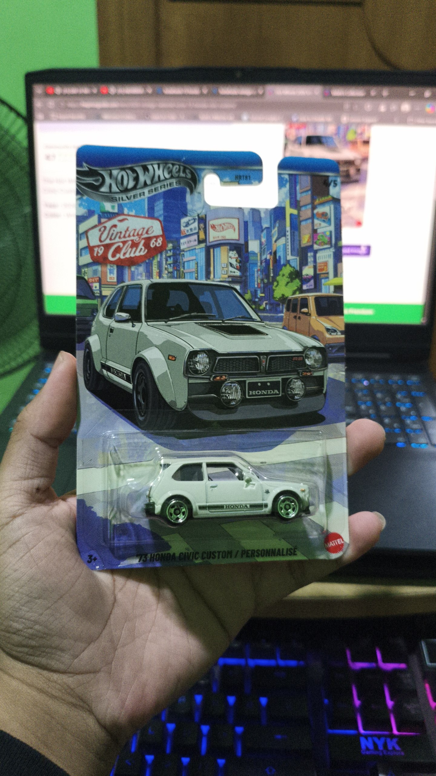 Collector submitted image