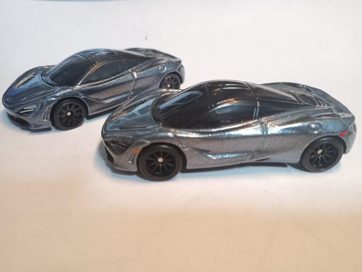 McLaren 720s of two Fast&Furious series