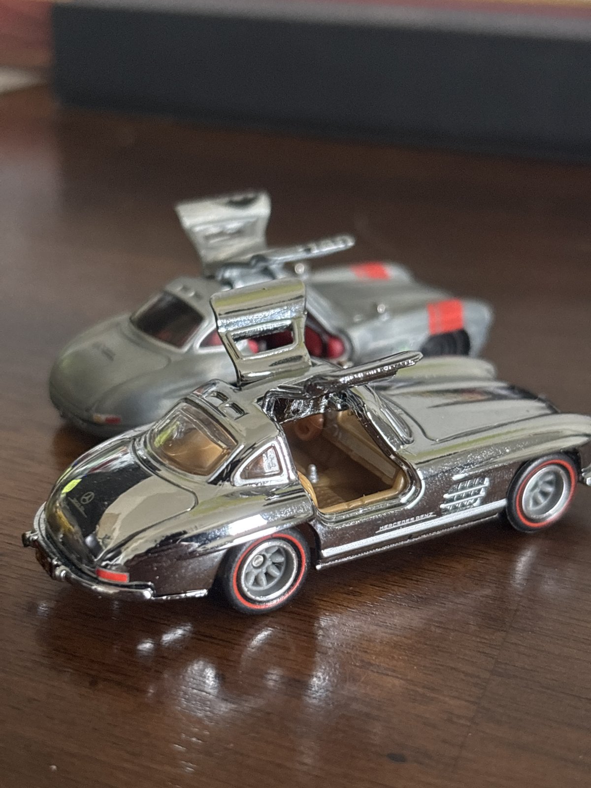 e64 vs rlc sls gullwing