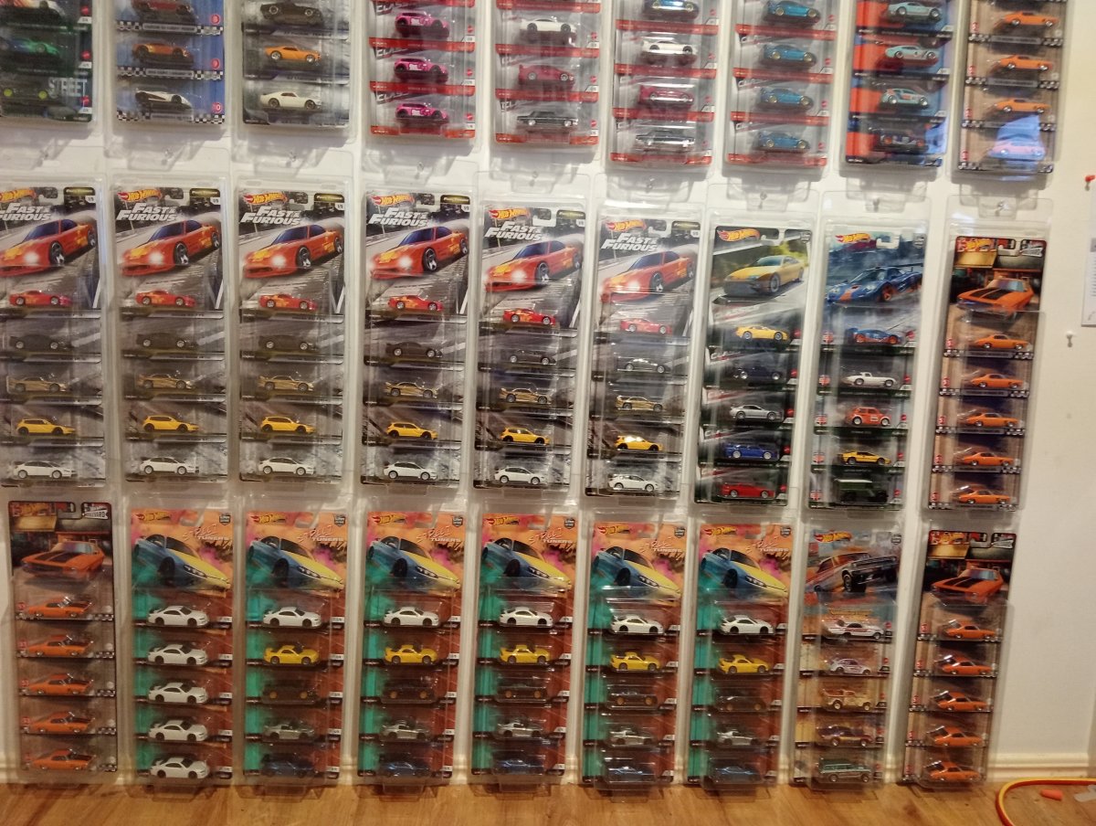 Miscellaneous Premium in five pack protectors looks so much better!